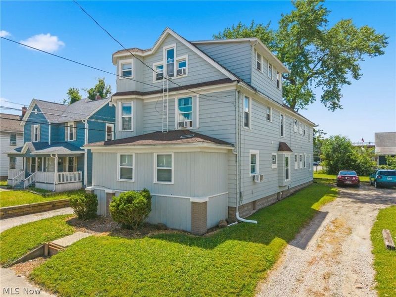 246 5th Street NW, Barberton, OH 44203 Photo 41
