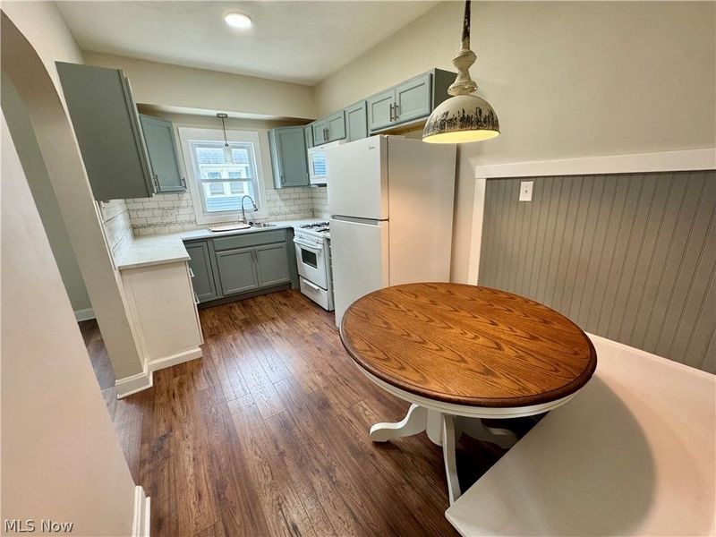 246 5th Street NW, Barberton, OH 44203 Photo 8