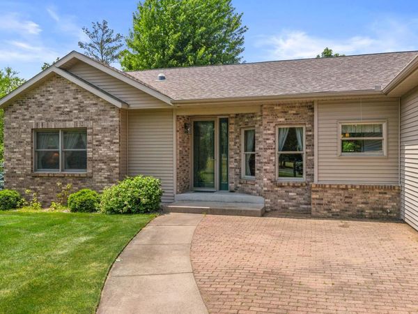 1360 Sawgrass Drive, Nekoosa, WI 54457