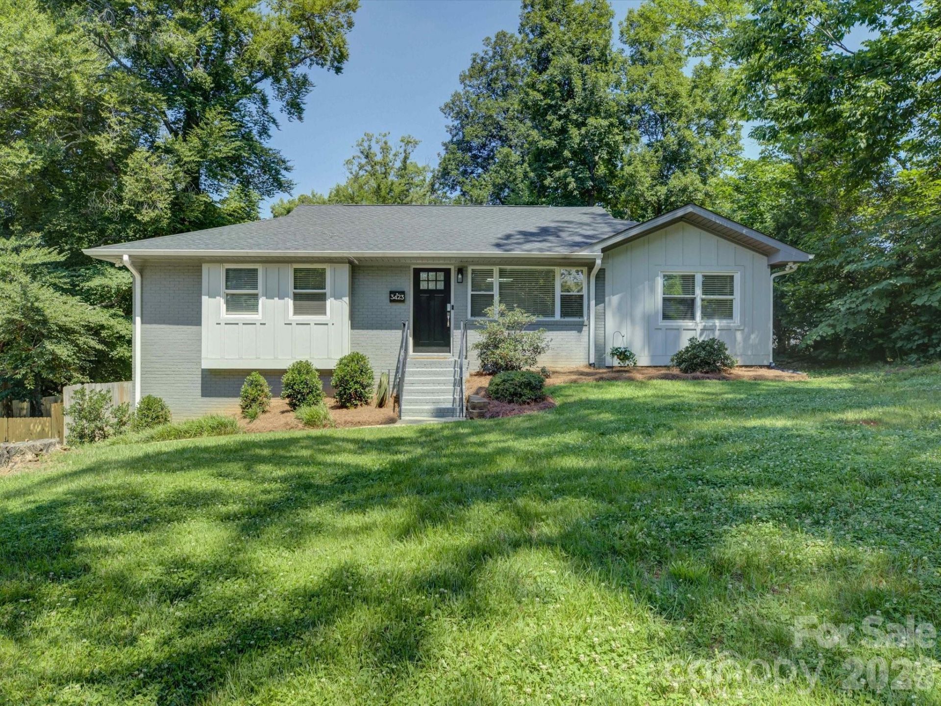3423 Sudbury Road, Charlotte, NC 28205 Main Photo