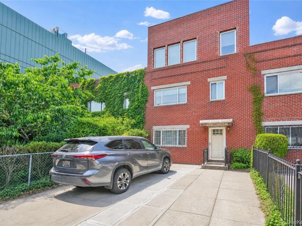 925 Hart Street , Brooklyn, NY 11237