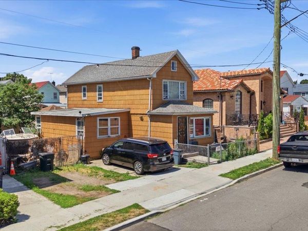 9748 Bristol Avenue , Ozone Park, NY 11417
