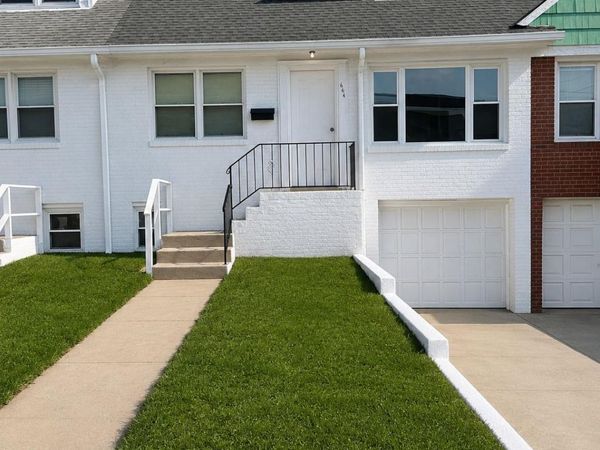 664 W Broadway , Long Beach, NY 11561