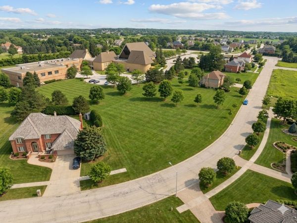 13210 Georgetown Drive , Orland Park, IL 60462