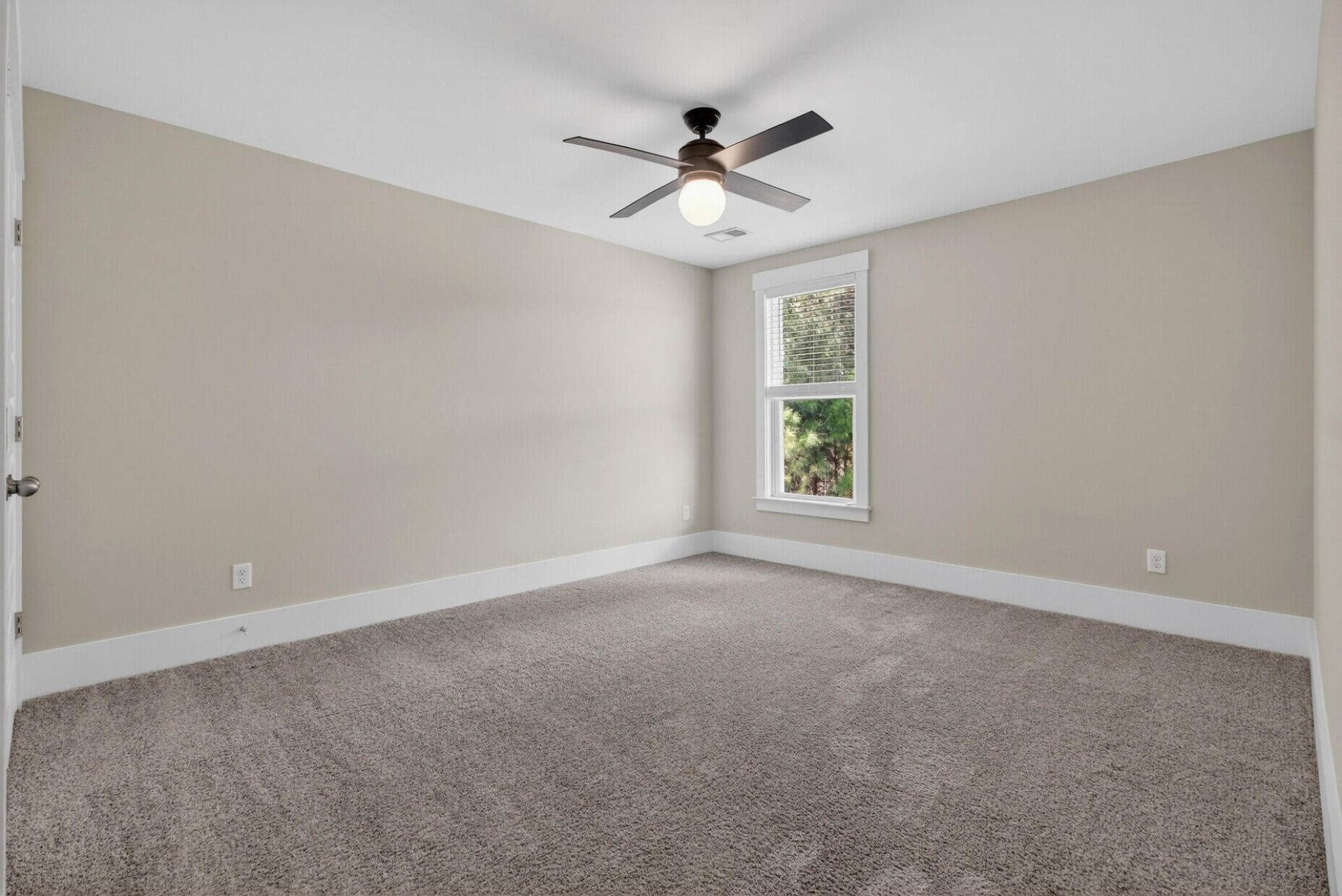 2081 Utsey Street Photo 51