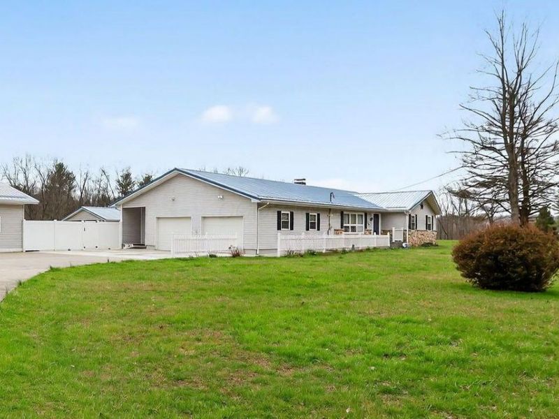 360 County Road 66 , Corning, OH 43730 Photo 4
