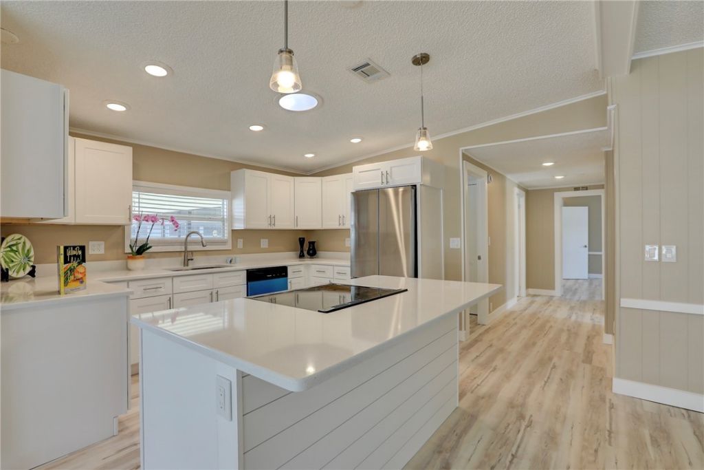 310 Kiwi Drive, Barefoot Bay, FL 32976 Photo