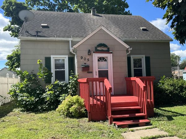 905 9th Avenue SW, Austin, MN 55912