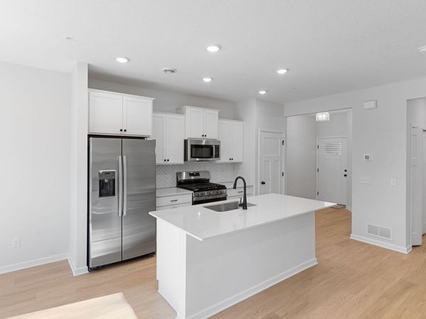 1520 Trellis Lane, West Saint Paul, MN 55118