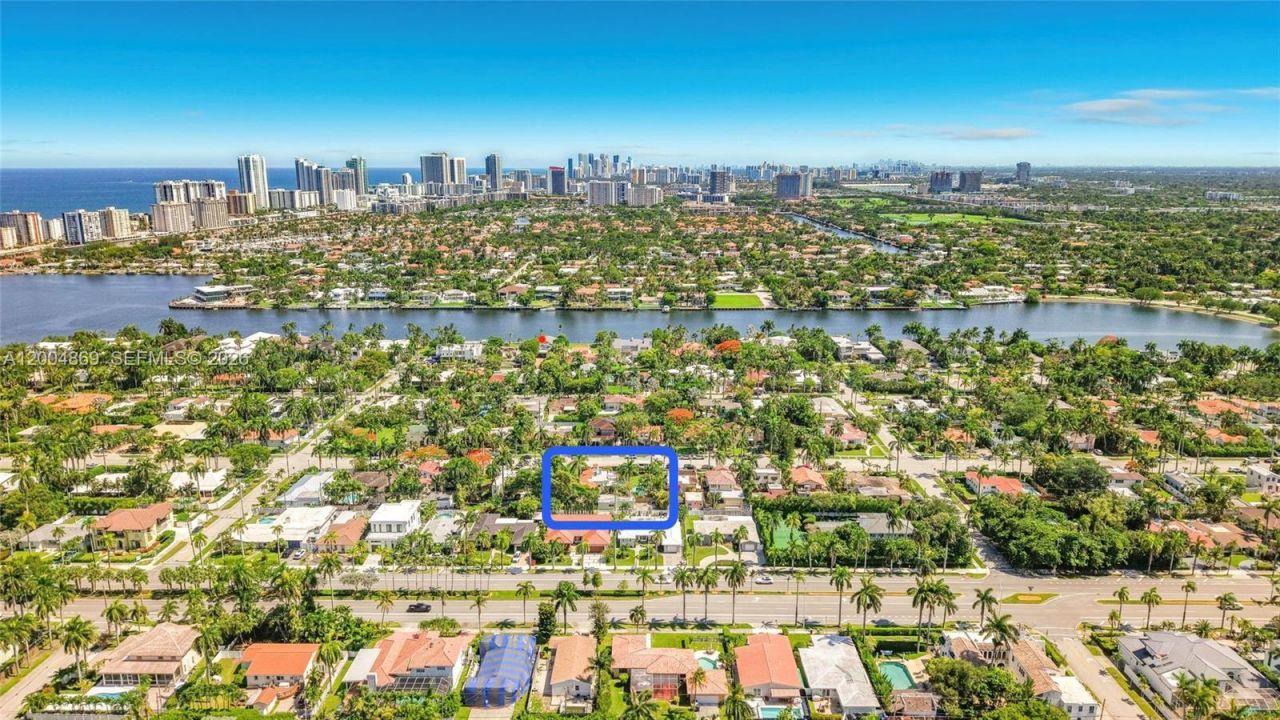 1029 Harrison St, Hollywood, FL 33019 Photo