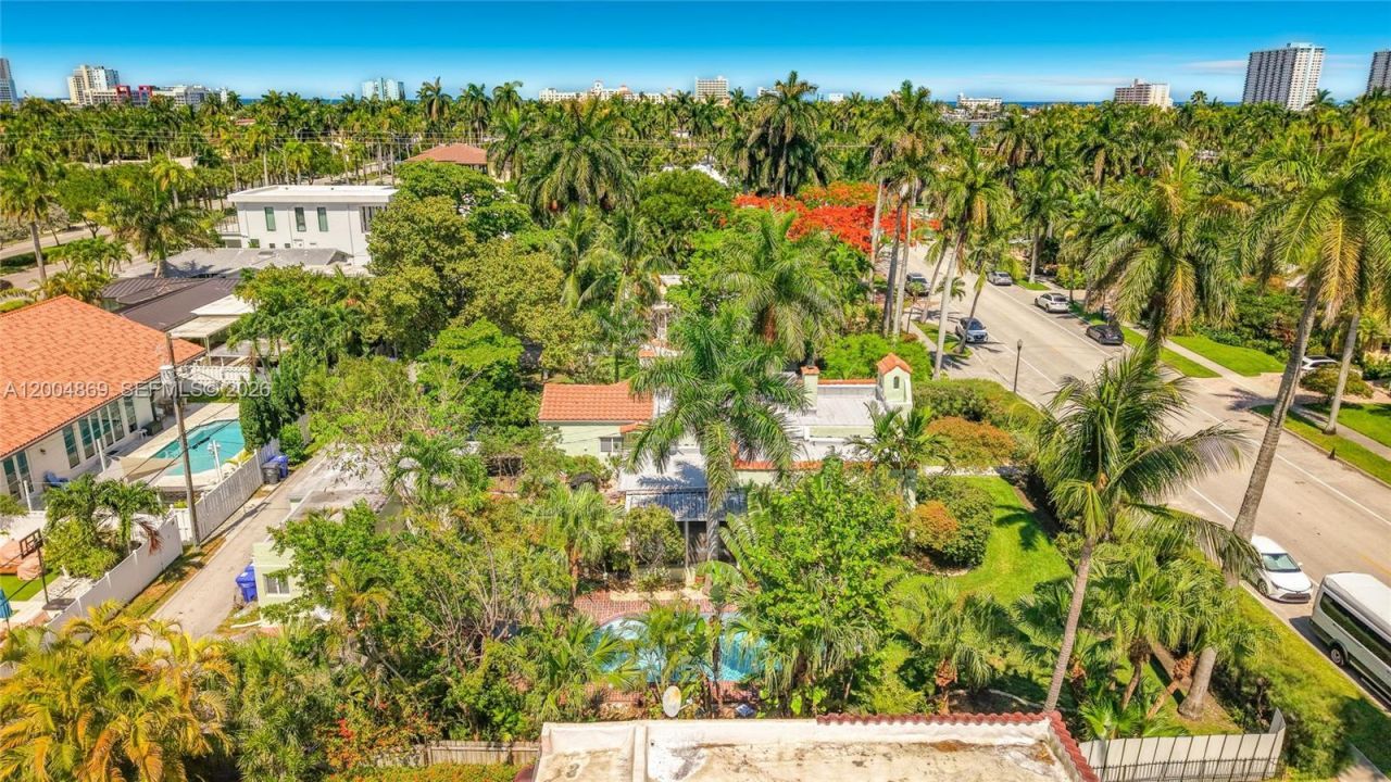 1029 Harrison St, Hollywood, FL 33019 Photo