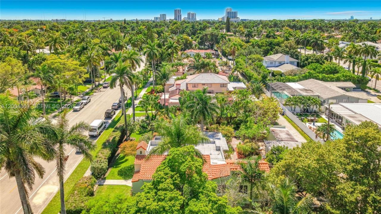 1029 Harrison St, Hollywood, FL 33019 Photo