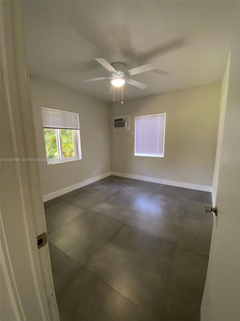 1511 NE 109th St , Miami, FL 33161 Photo
