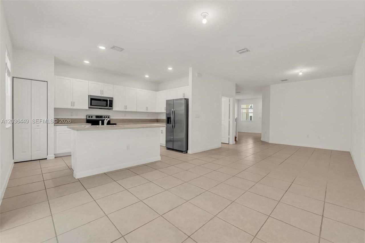 2683 SE 12th St , Homestead, FL 33035 Photo
