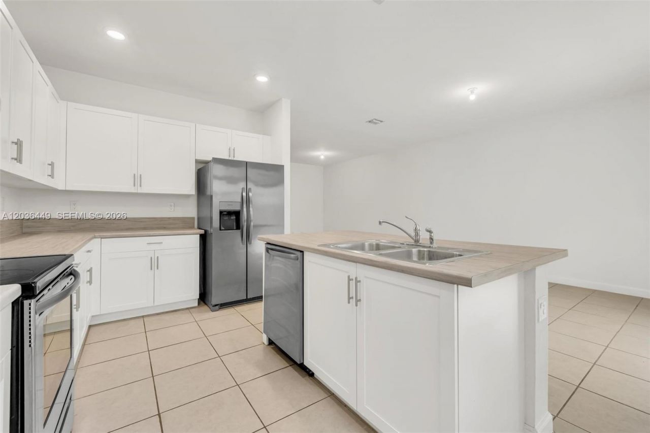2683 SE 12th St , Homestead, FL 33035 Photo