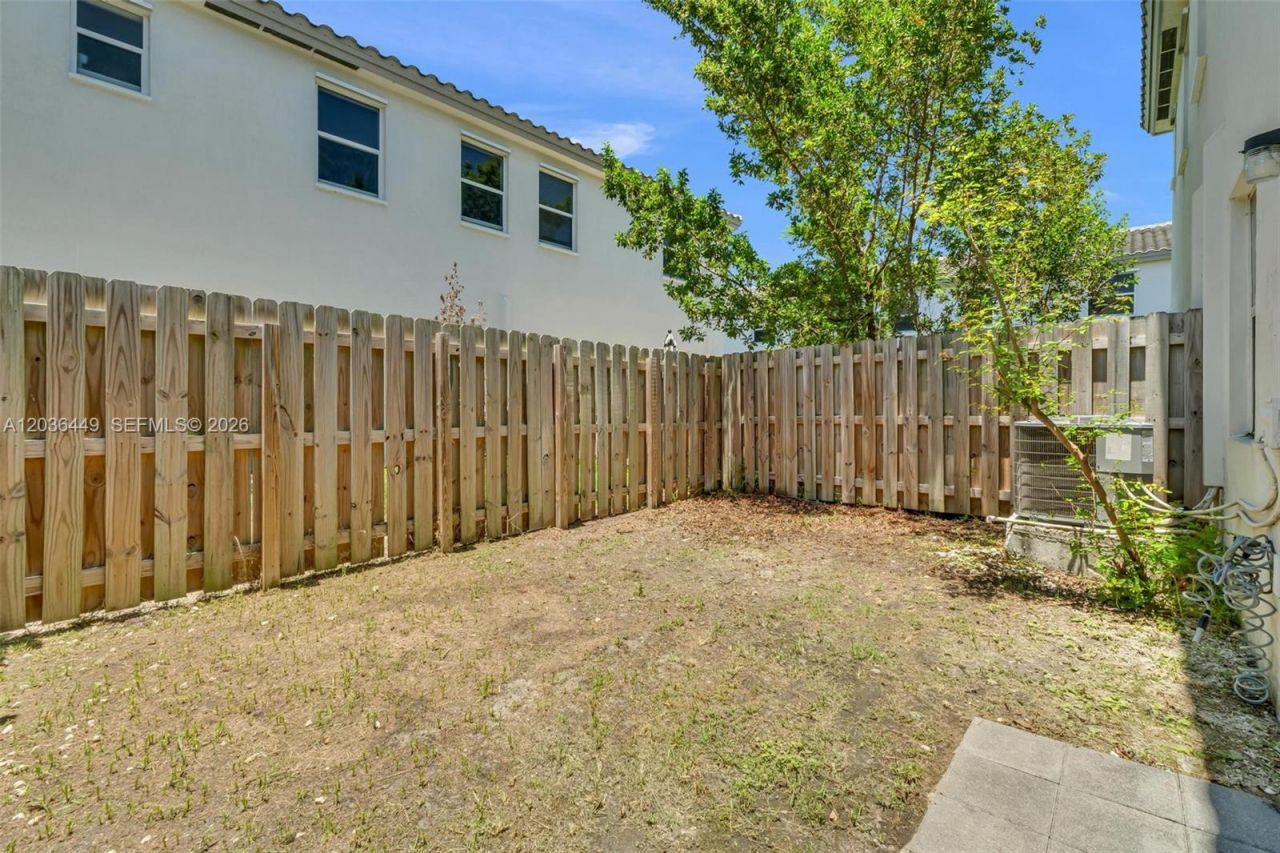 2683 SE 12th St , Homestead, FL 33035 Photo