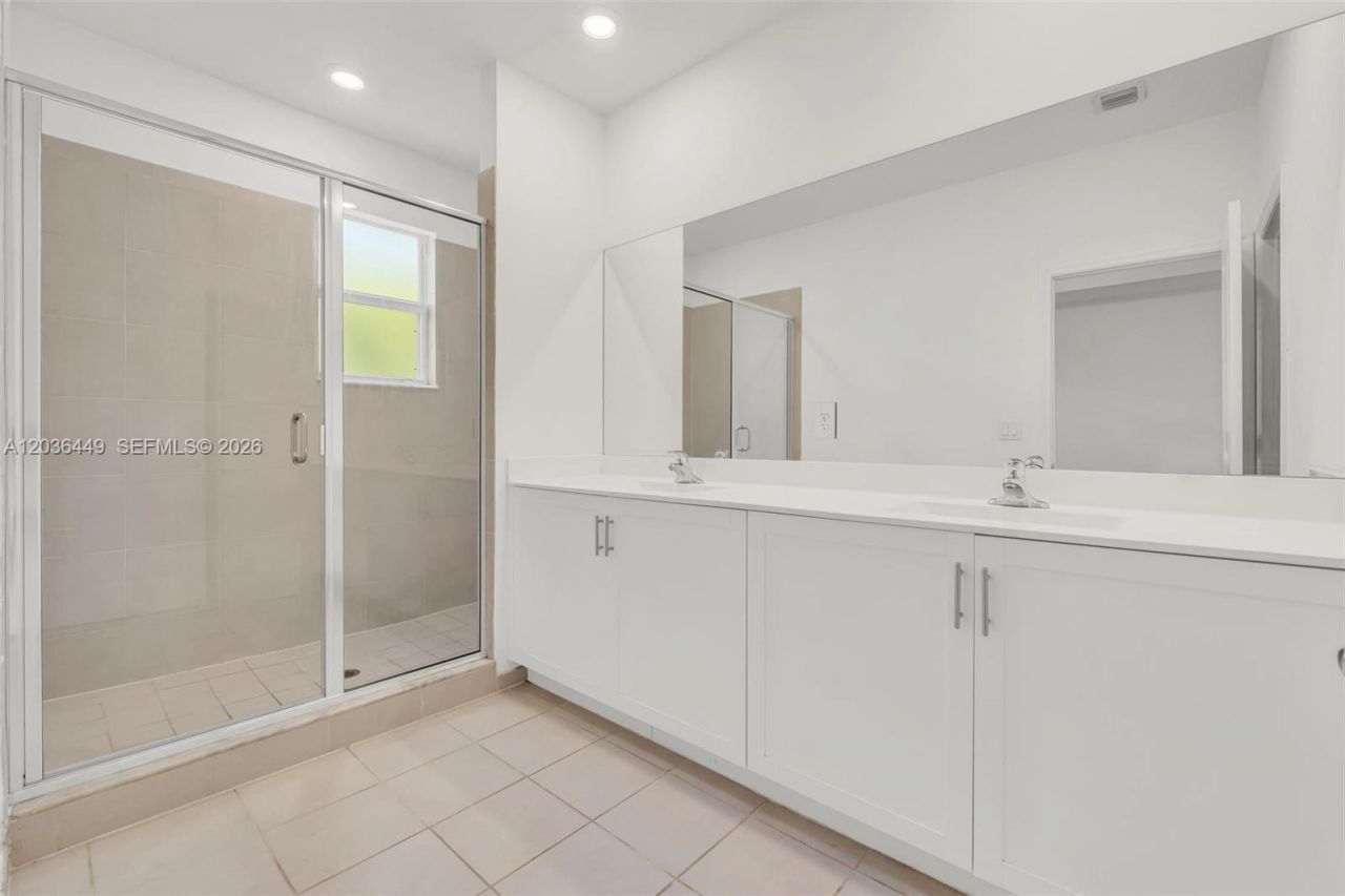 2683 SE 12th St , Homestead, FL 33035 Photo