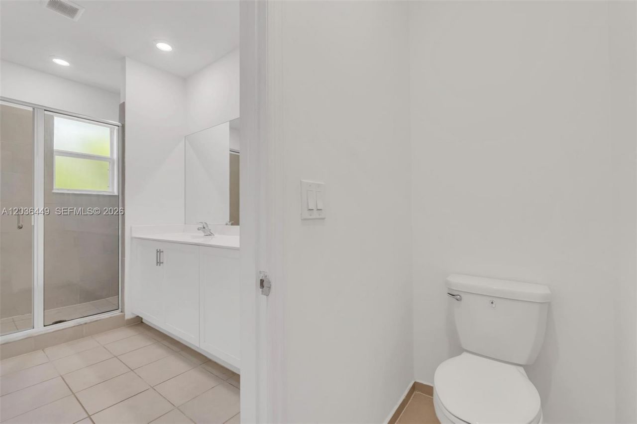 2683 SE 12th St , Homestead, FL 33035 Photo