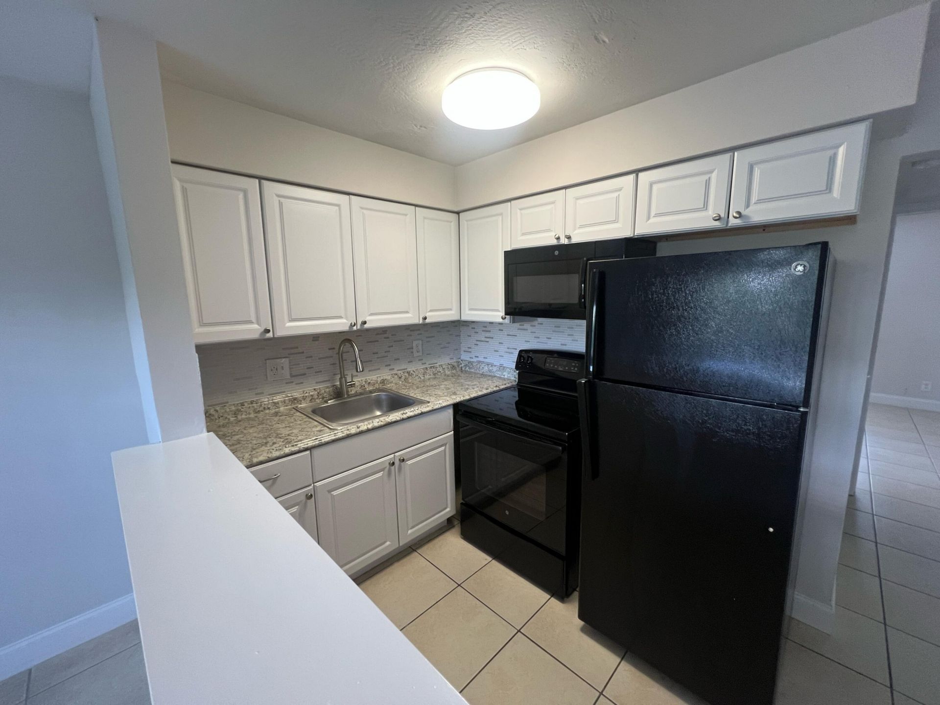 4670 NE 5th Avenue, Unit 5, Boca Raton, FL 33431 Photo