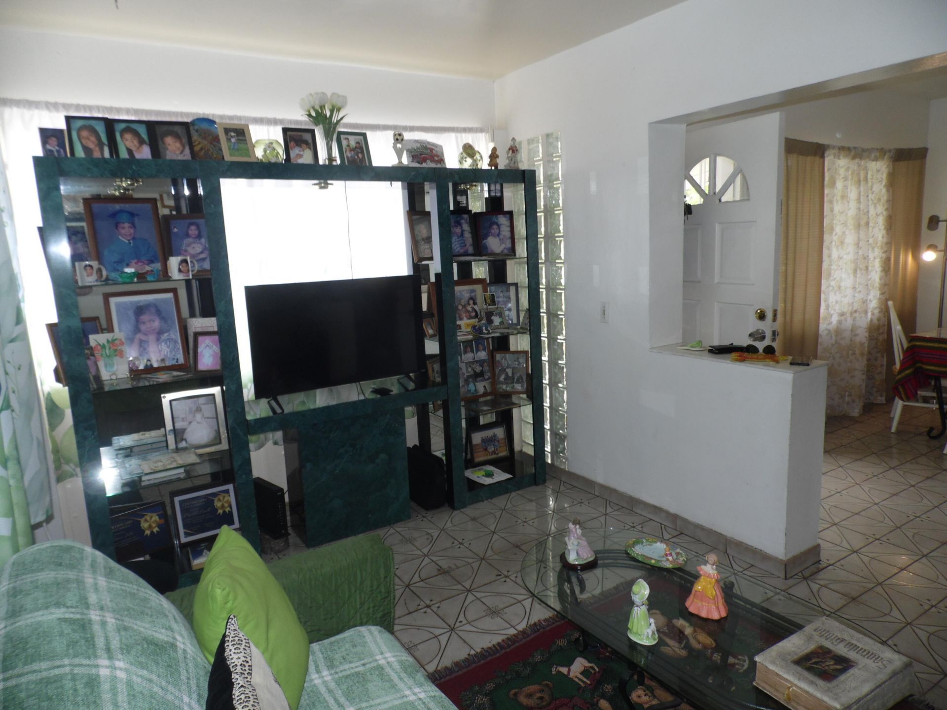 528 49th Street, West Palm Beach, FL 33407 Photo