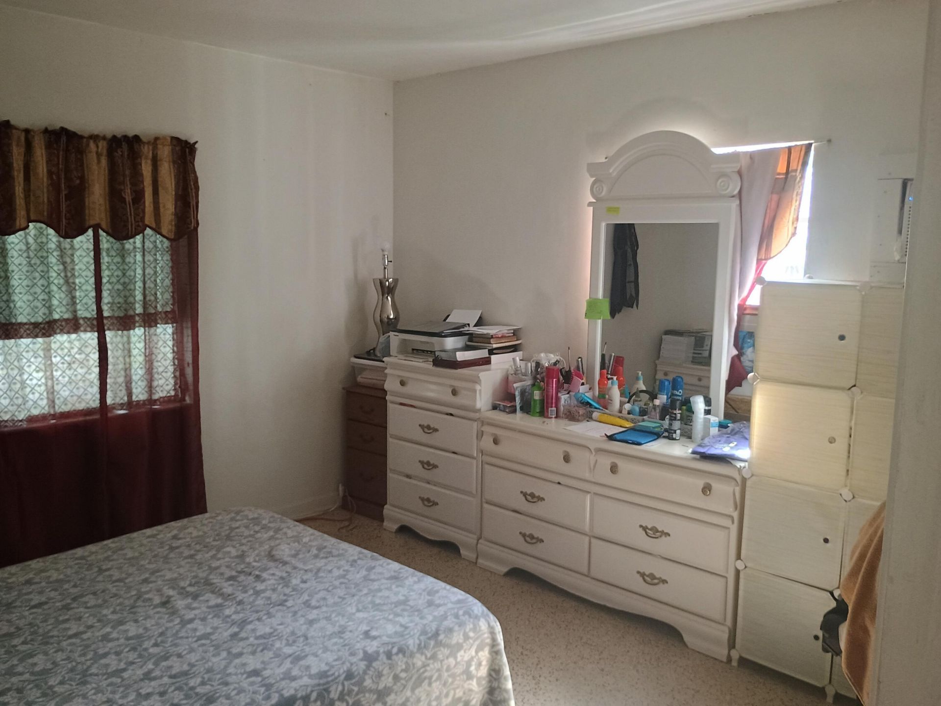 528 49th Street, West Palm Beach, FL 33407 Photo