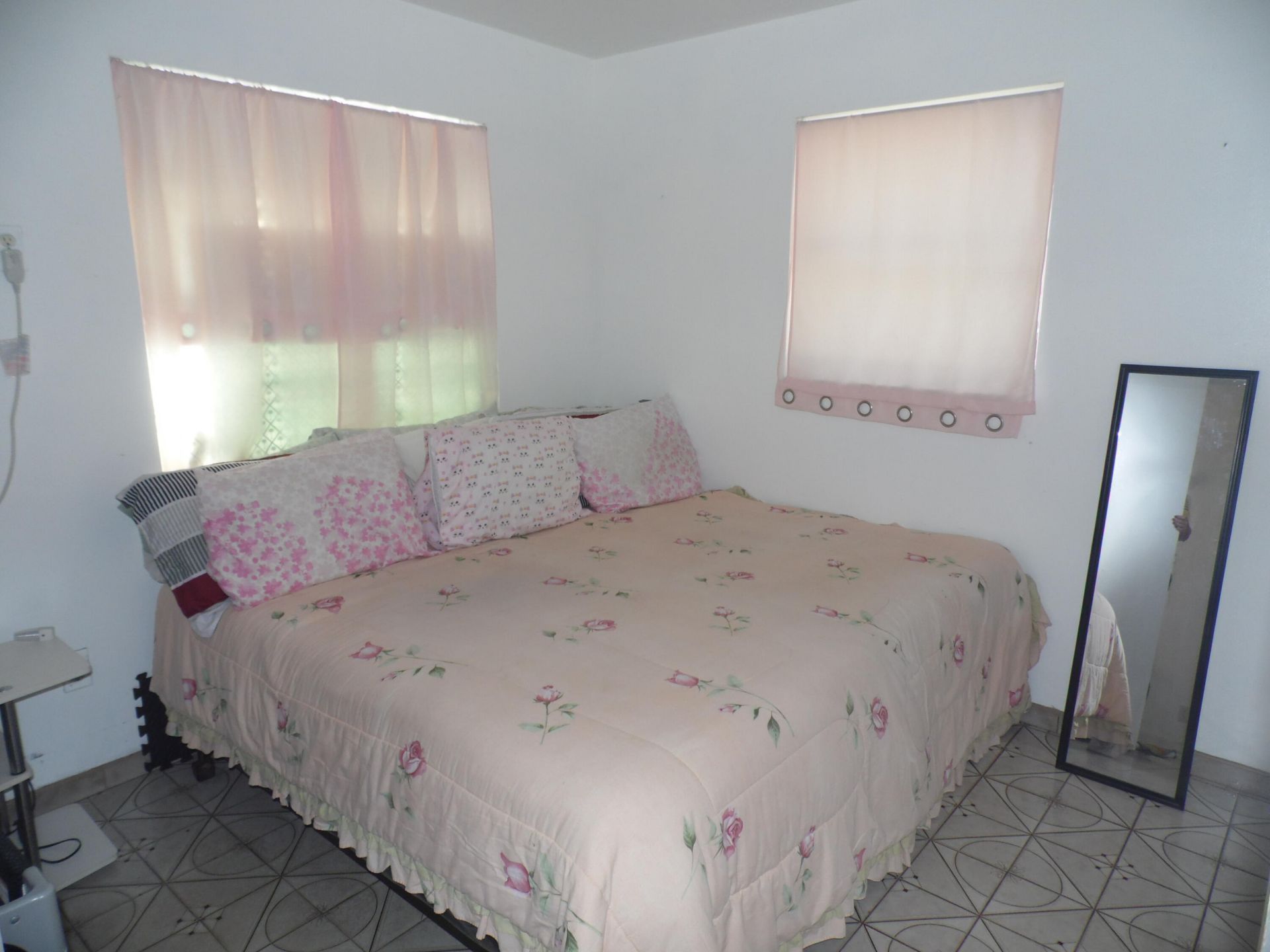 528 49th Street, West Palm Beach, FL 33407 Photo