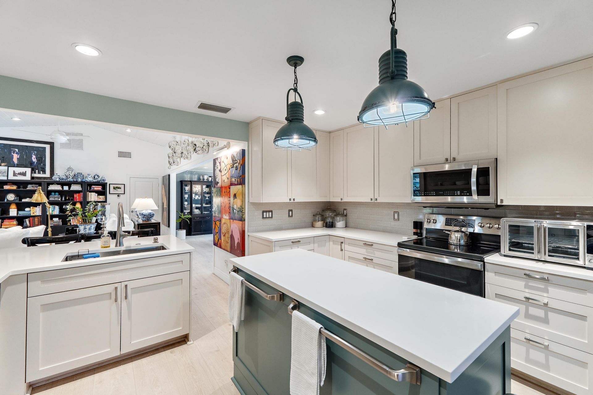 10 Bentwood Road, Palm Beach Gardens, FL 33418 Photo