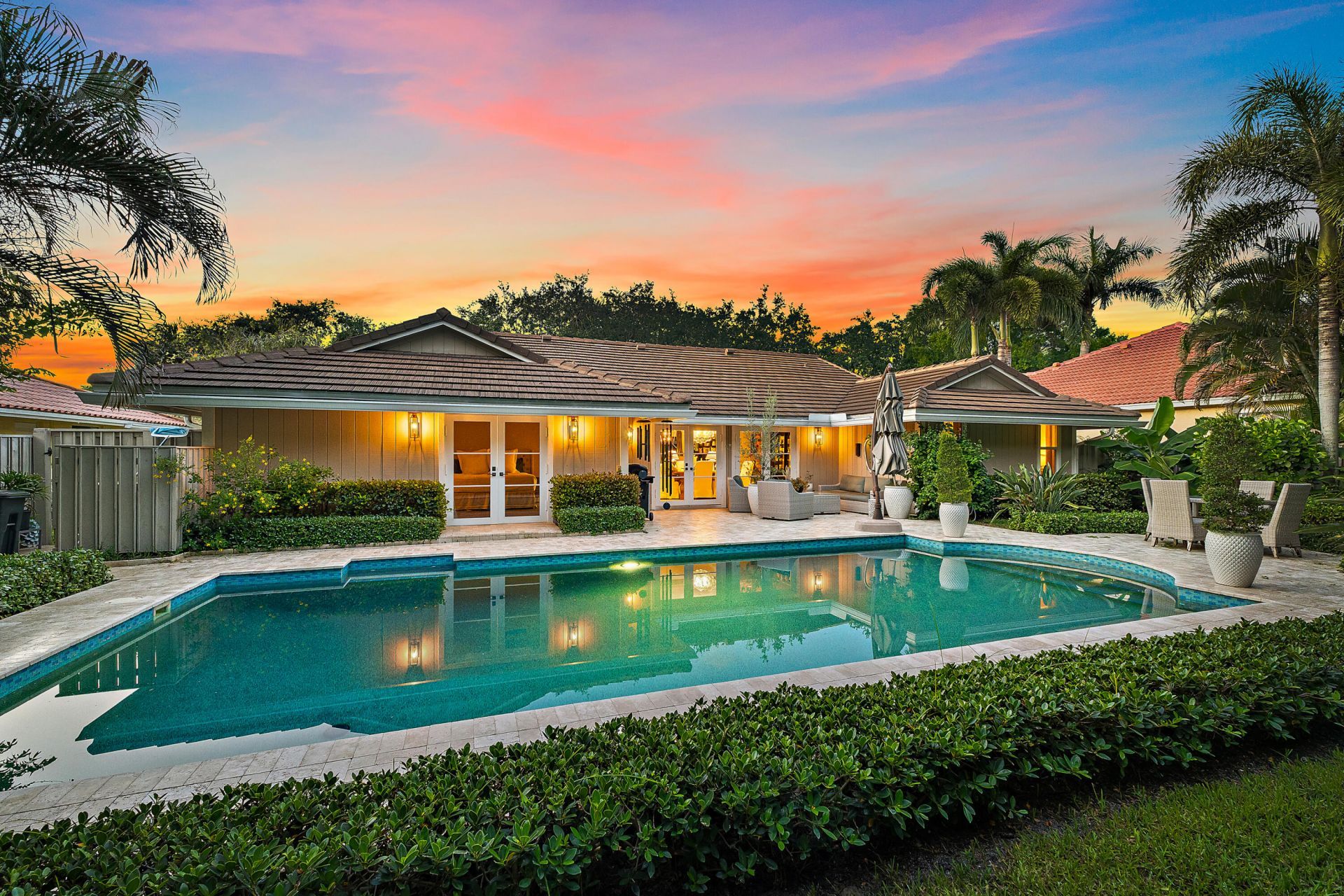 10 Bentwood Road, Palm Beach Gardens, FL 33418 Photo