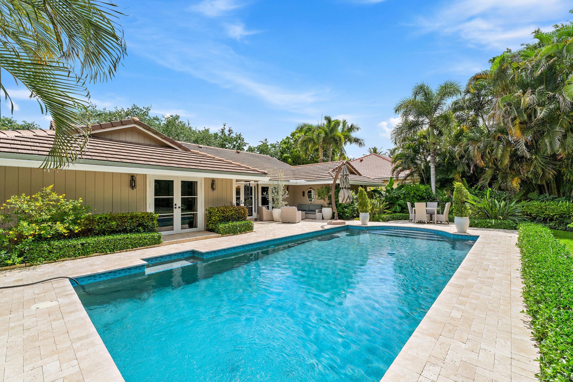 10 Bentwood Road, Palm Beach Gardens, FL 33418 Photo