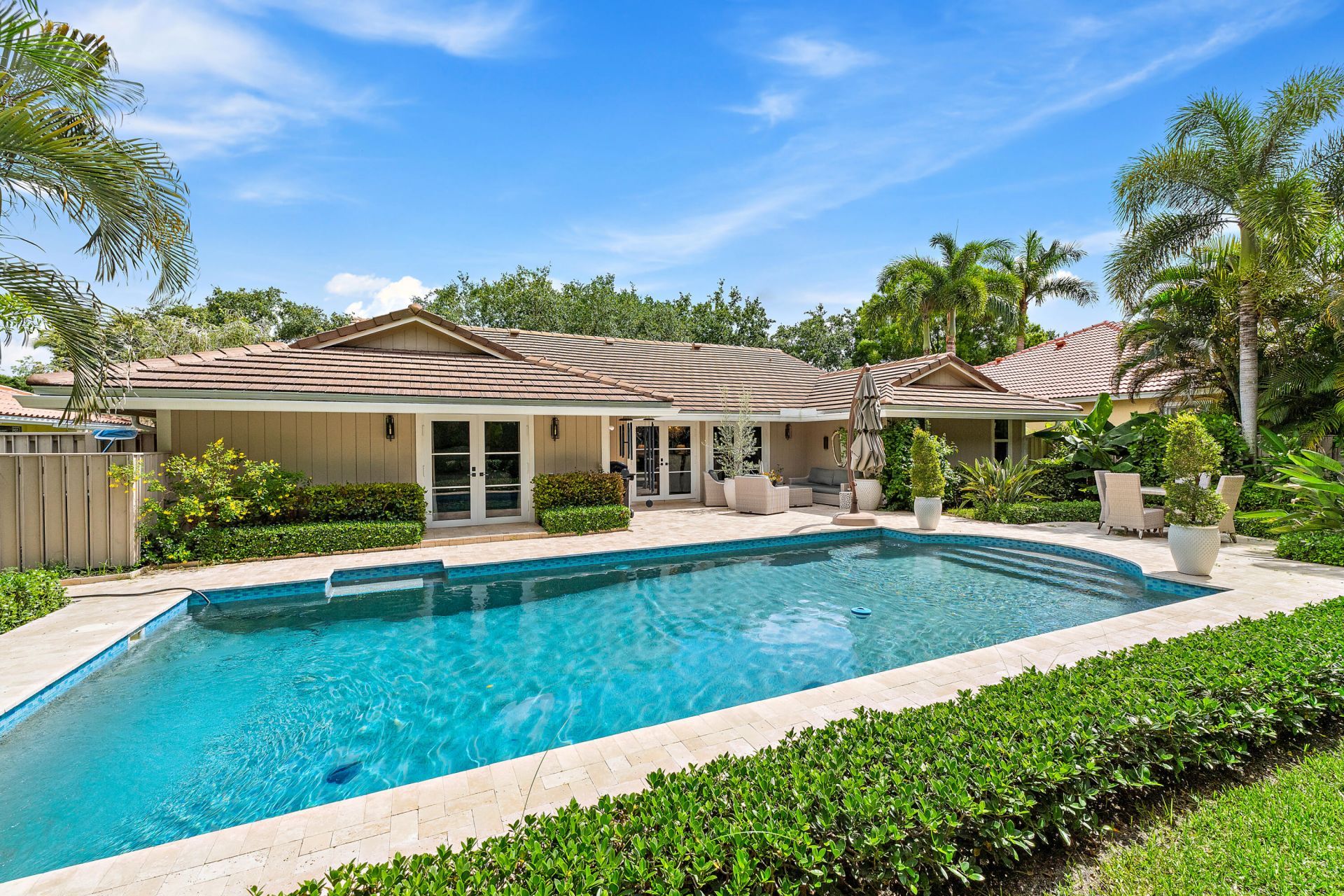 10 Bentwood Road, Palm Beach Gardens, FL 33418 Photo