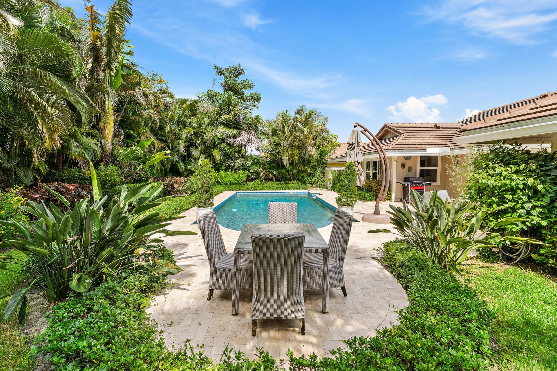 10 Bentwood Road, Palm Beach Gardens, FL 33418 Photo