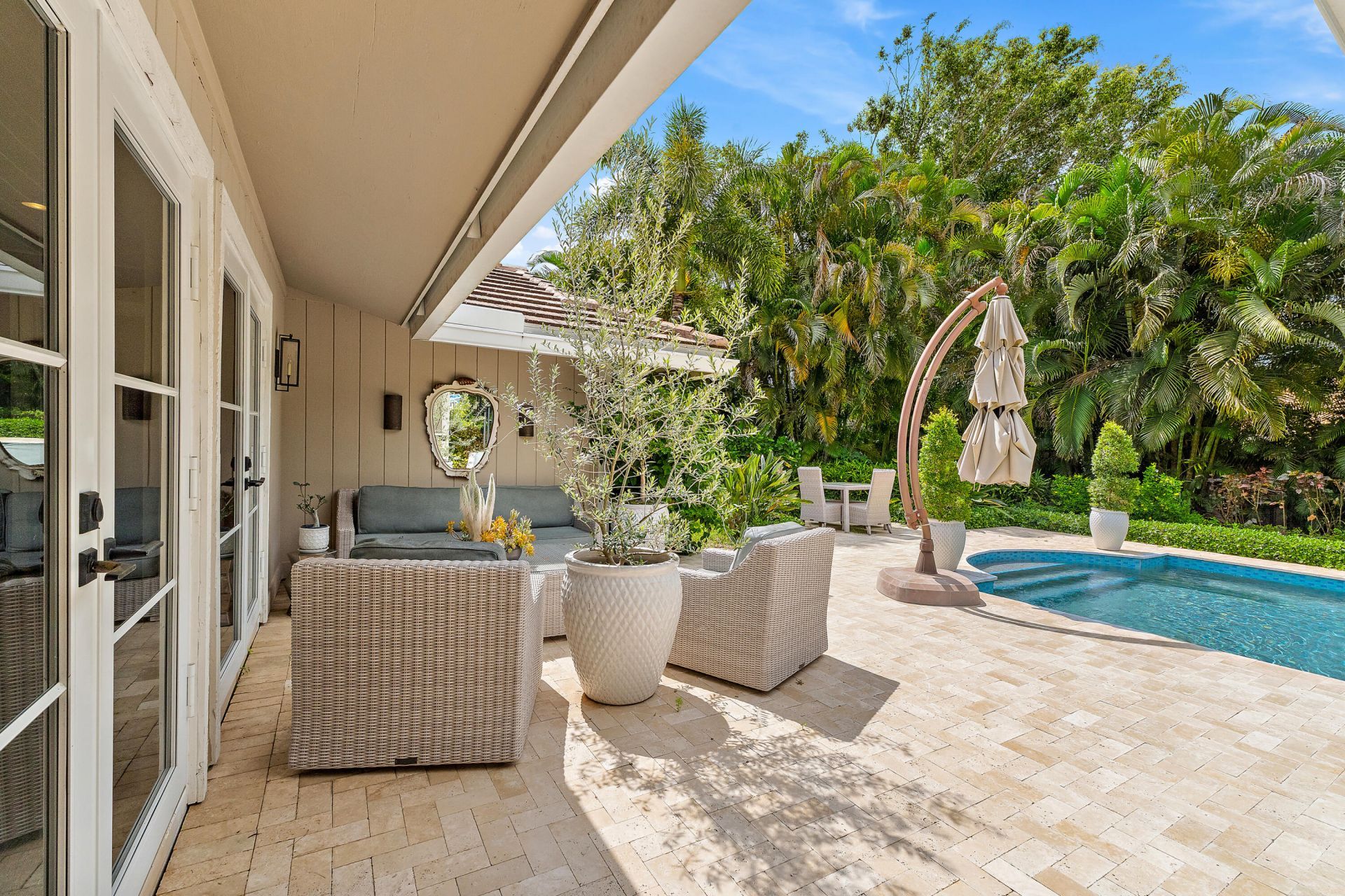 10 Bentwood Road, Palm Beach Gardens, FL 33418 Photo