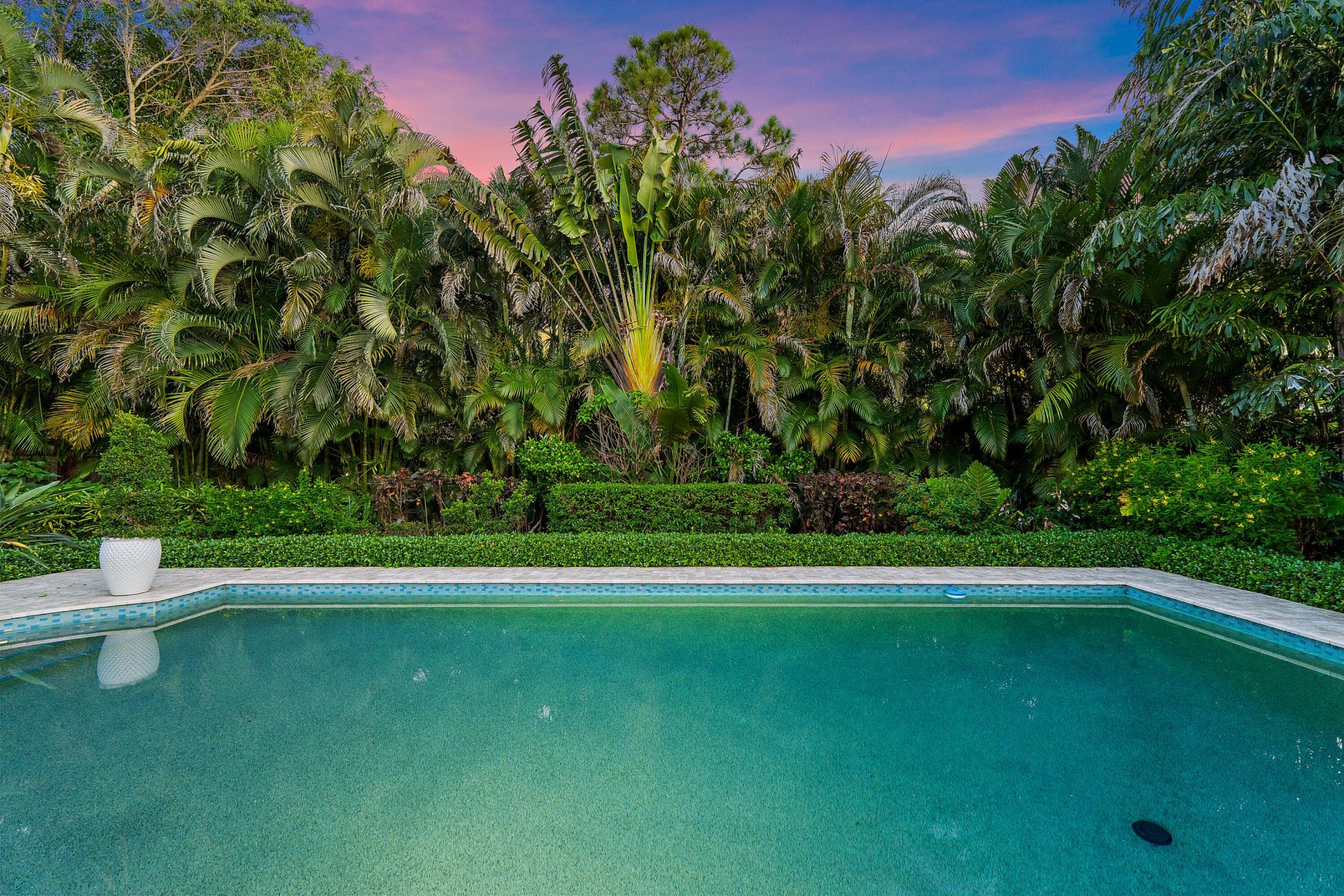 10 Bentwood Road, Palm Beach Gardens, FL 33418 Photo