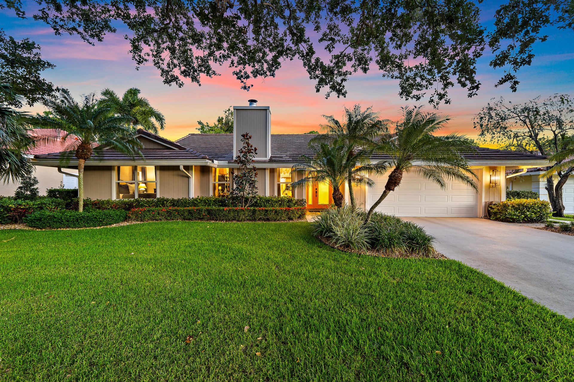 10 Bentwood Road, Palm Beach Gardens, FL 33418 Photo