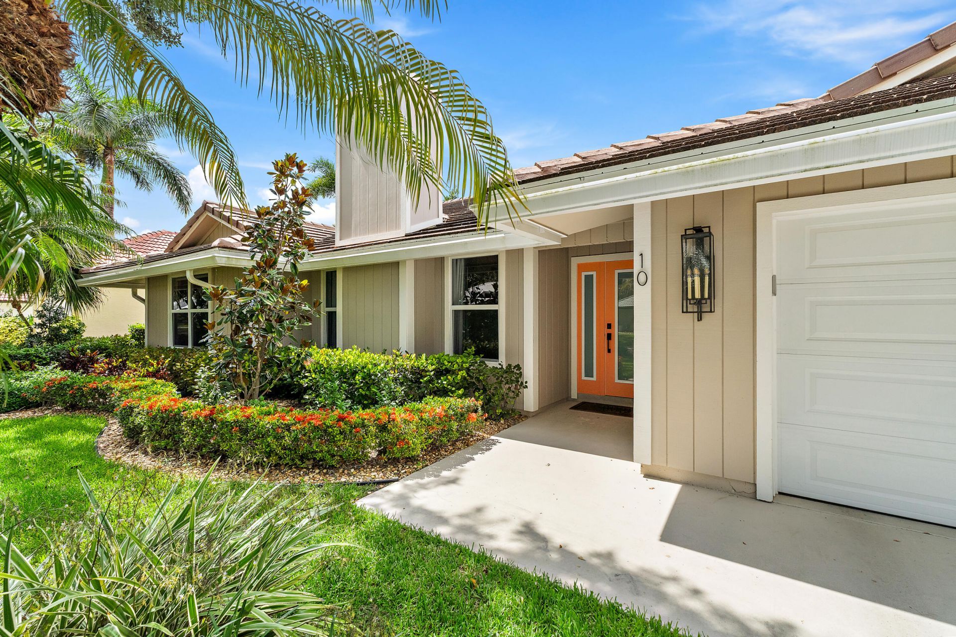 10 Bentwood Road, Palm Beach Gardens, FL 33418 Photo
