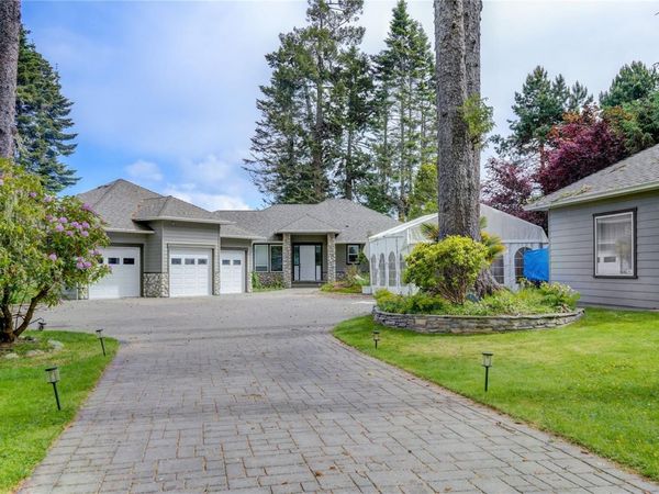 7079 Richview Dr , Sooke, BC V9Z 0T3