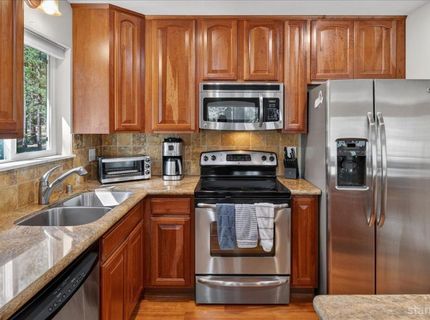 1894 Normuk Street, South Lake Tahoe, CA 96150 Photo