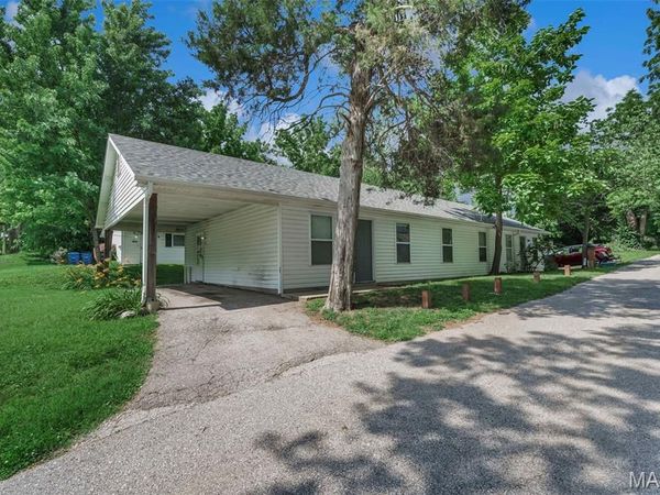1620 Gallaher Avenue, St Charles, MO 63301