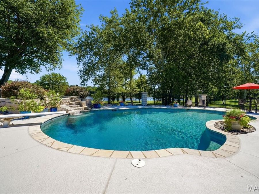 Property Image 76