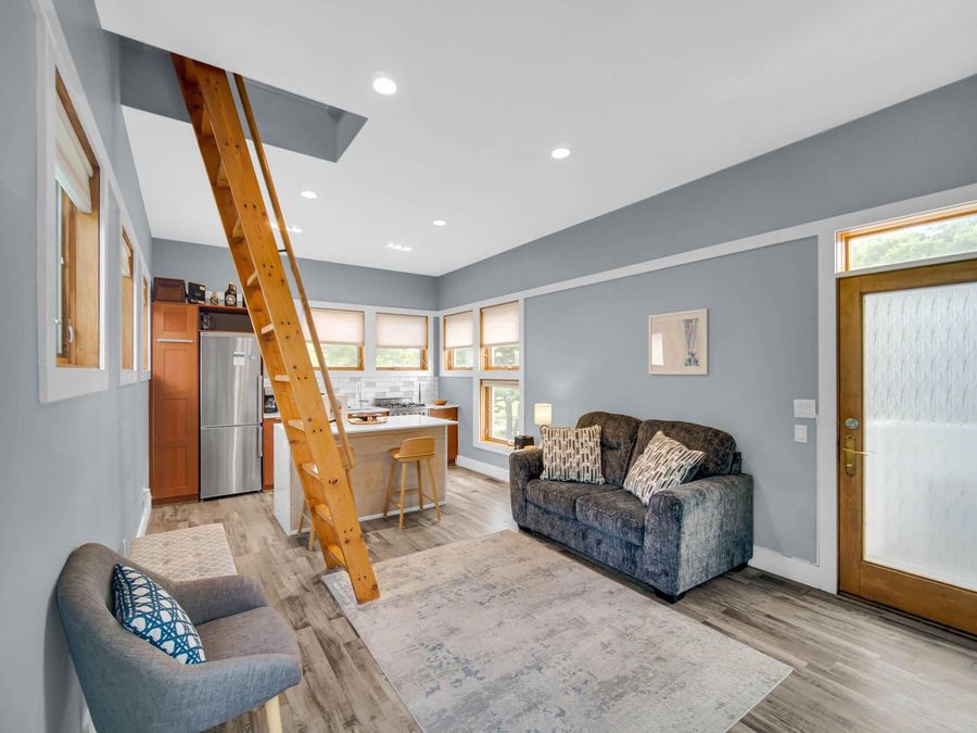 Property Image 6