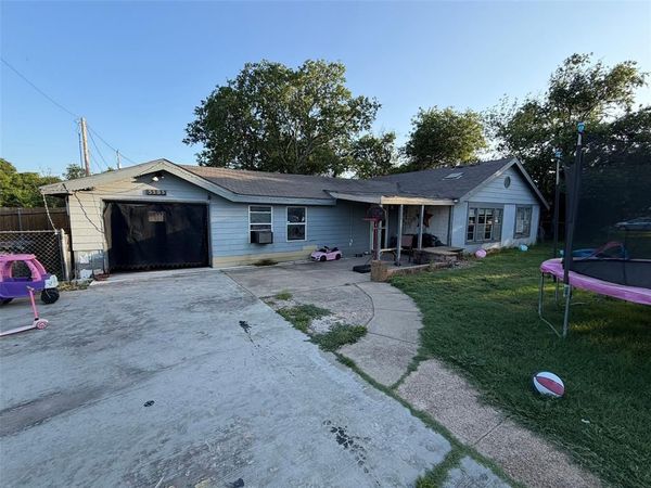 5505 Urbanview Street , Sansom Park, TX 76114