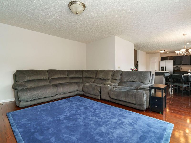 399 Moss Court , Marysville, OH 43040 Photo 13