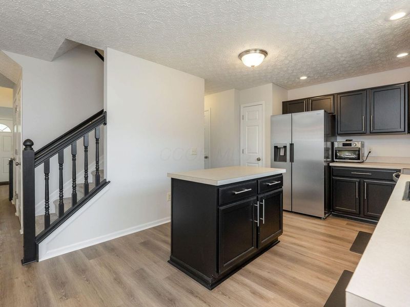 399 Moss Court, Marysville, OH 43040 Photo 6