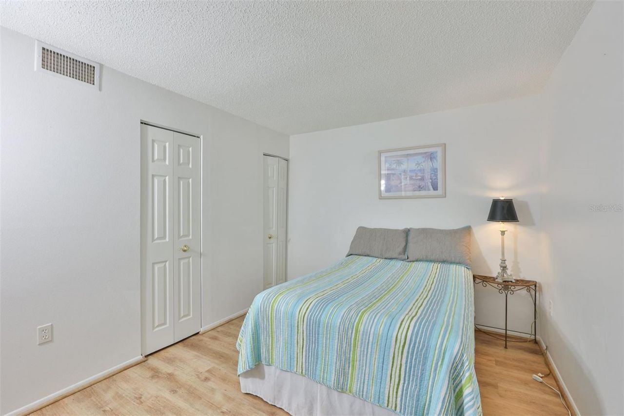 647 Woodlawn Drive , Unit 647, Bradenton, FL 34210 Photo