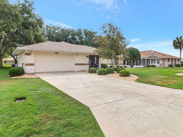 21830 KING EDWARD COURT , LEESBURG, FL 34748