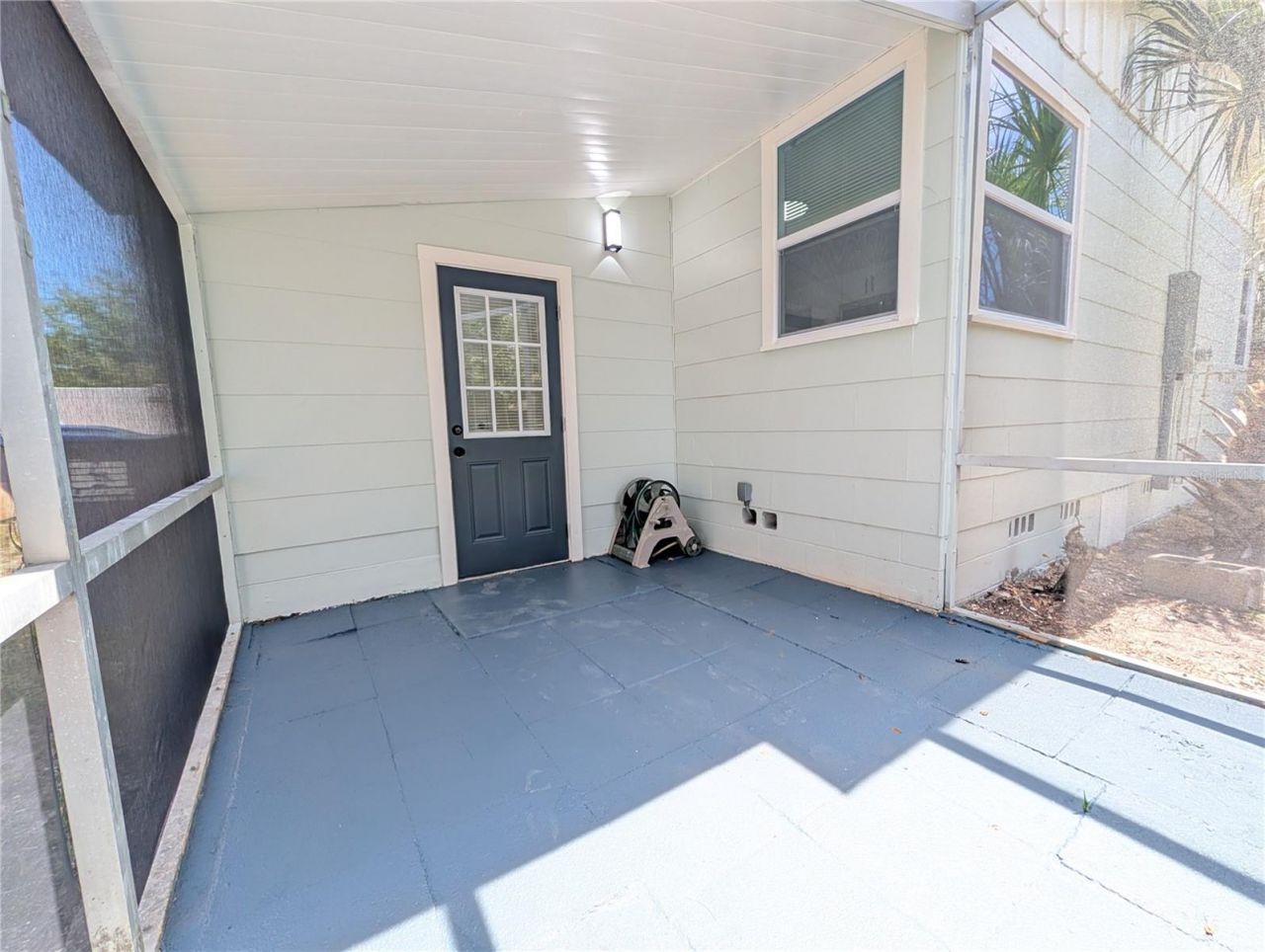 4511 Yarmouth Avenue S, Saint Petersburg, FL 33711 Photo