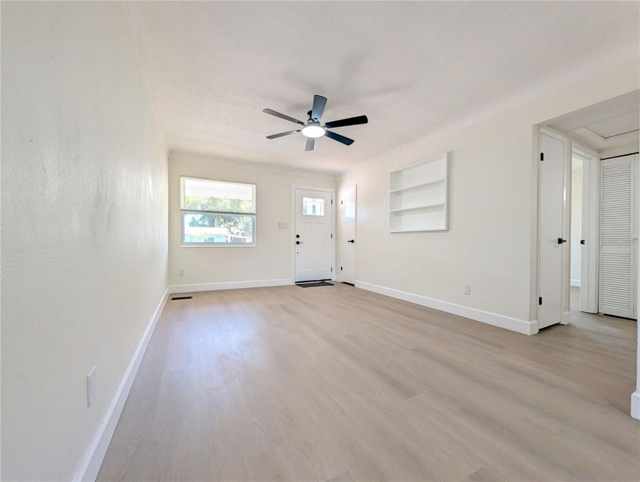 4511 Yarmouth Avenue S, Saint Petersburg, FL 33711 Photo