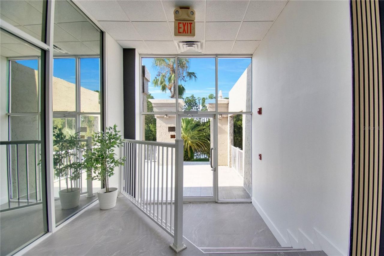 3390 Kori Road , Jacksonville, FL 32257 Photo
