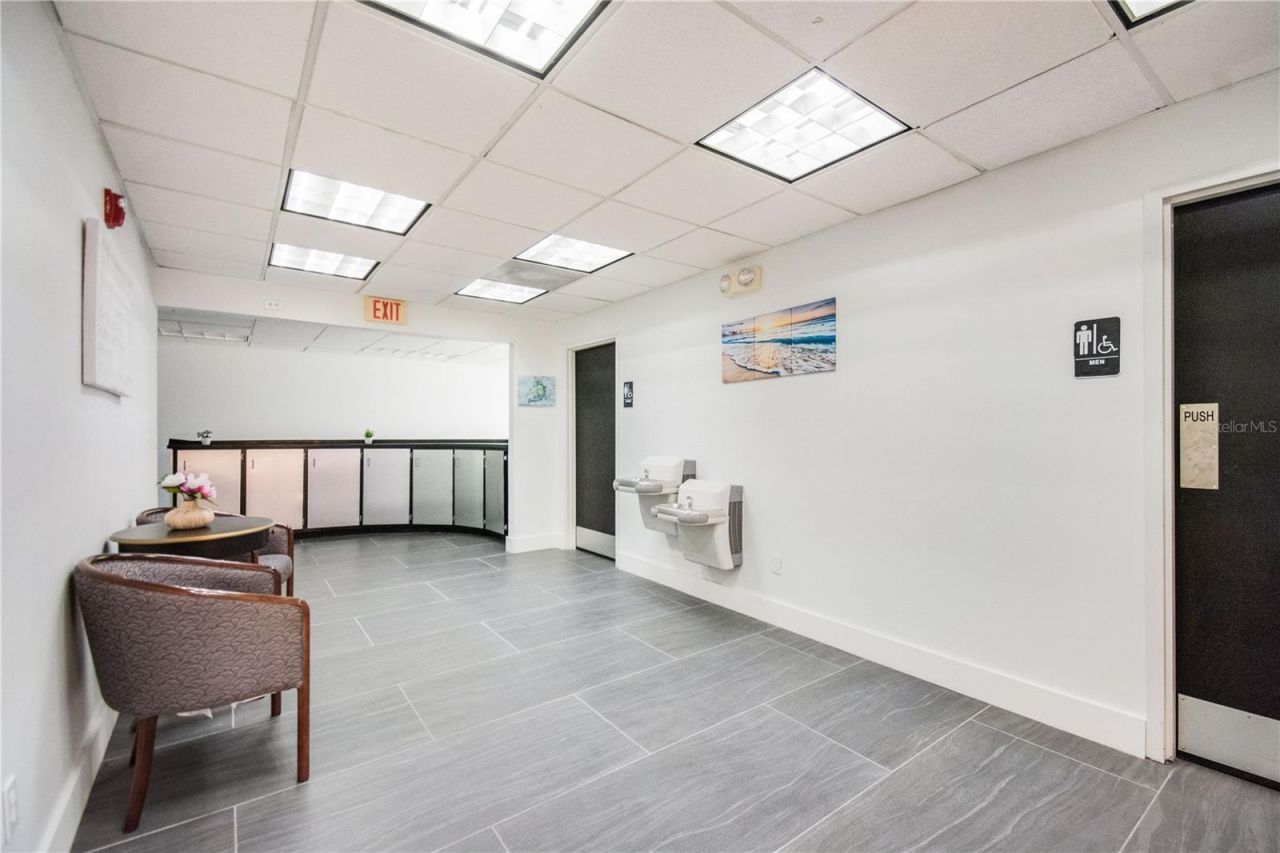 3390 Kori Road , Jacksonville, FL 32257 Photo