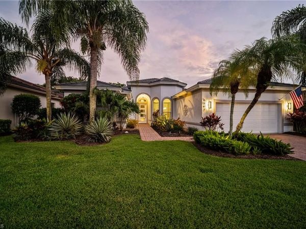 9042 Bronco CT , NAPLES, FL 34113